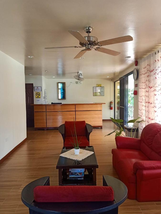 Tessie'S Home Stay Bed & Breakfast 公主港 外观 照片