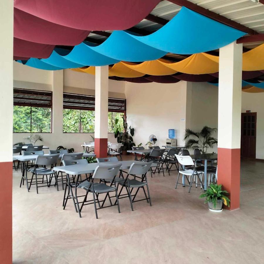 Tessie'S Home Stay Bed & Breakfast 公主港 外观 照片